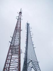 מדוע קליטה ושידור של שלט יכולים להשתפר ע”י מגע בגוף? עידו