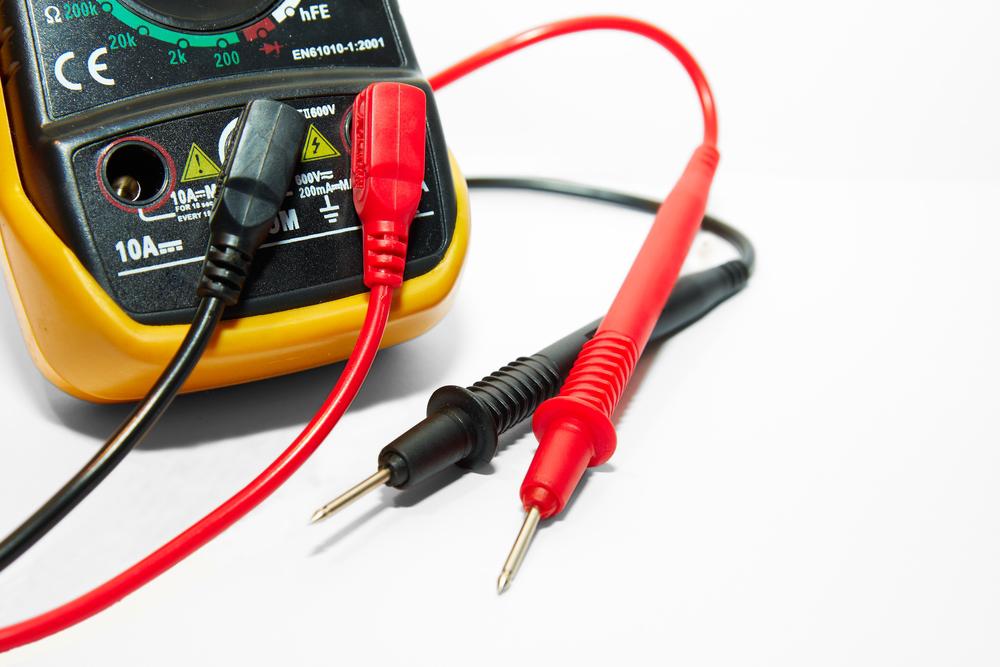 רעש ירייה – מדידת מטען האלקטרון בדרך מענינת