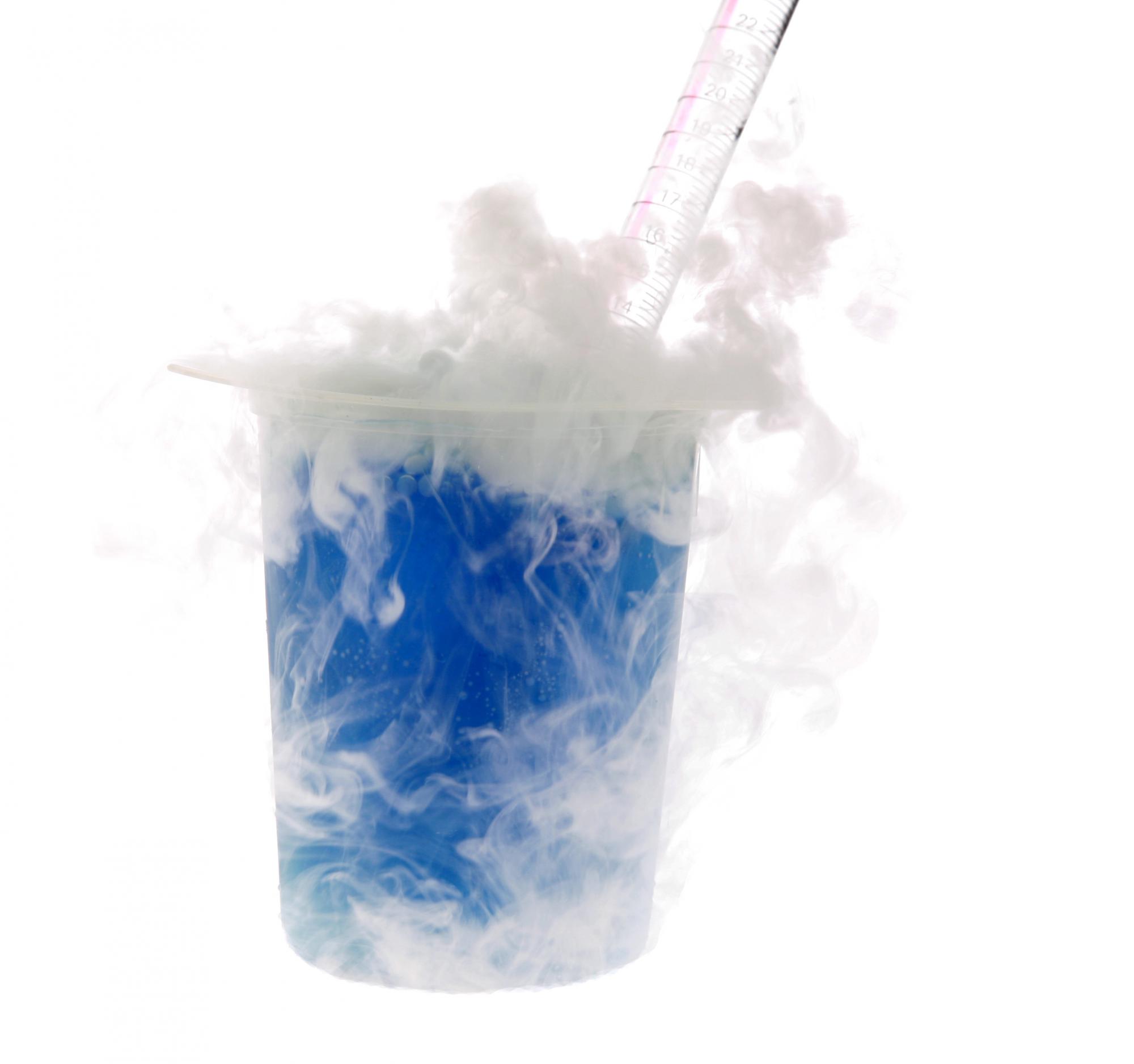 מה גורם לתגובות כימיות להתרחש?