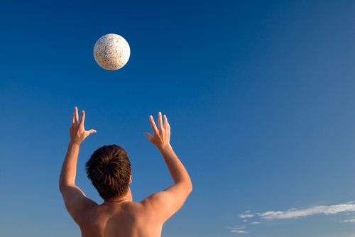 איך גורמים לכדור ולבלון לרחף באוויר?