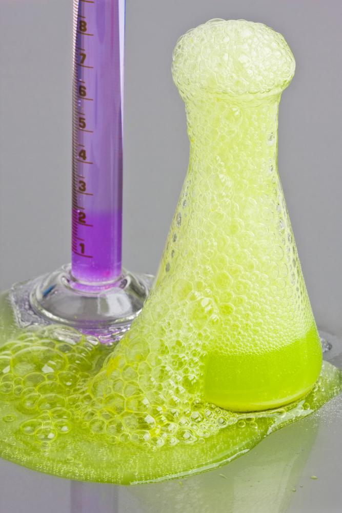 כיצד ניתן להאיץ תגובות כימיות (ולהשיג דייט לנשף)?