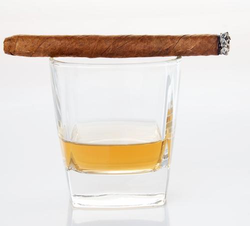 מעשנים ושותים? חשבו על זה שוב