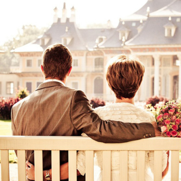 בחזקת שניים