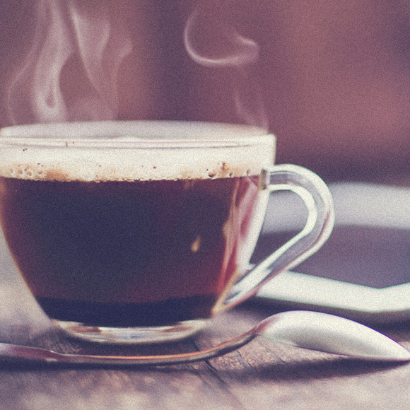 האם קפה באמת יגרום לנו לחיות יותר?