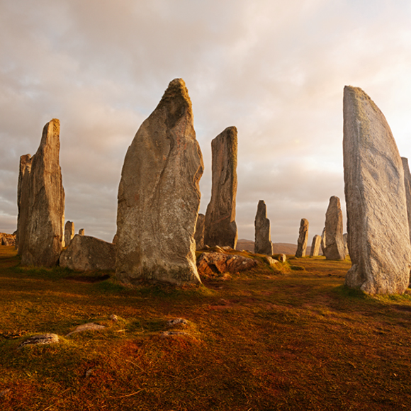 מדע בדקה: אבנים פונות לשמים
