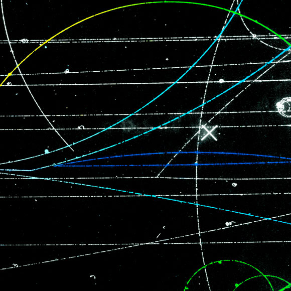 לראות אנטי-חומר