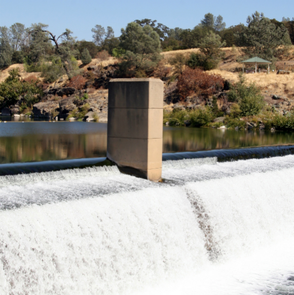 האם הסכר בקליפורניה בסכנת קריסה?