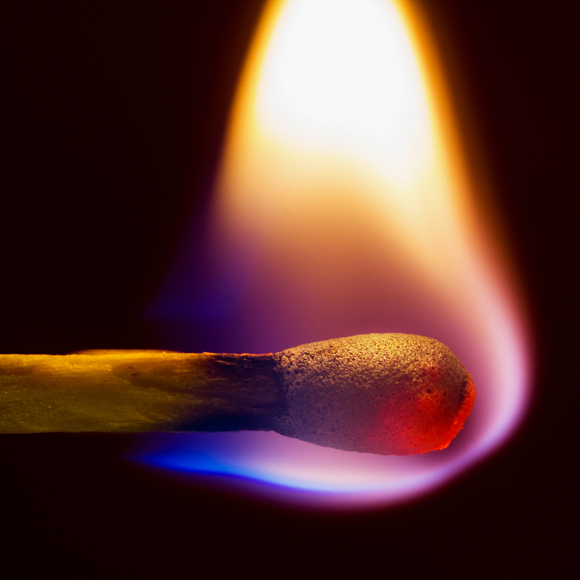 איך ראש גפרור הופך להיות מגנטי?