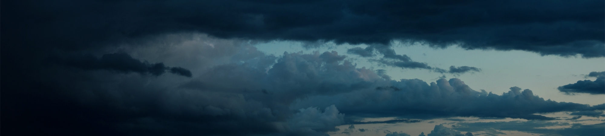 האם השמיים חשוכים ביותר לפני הזריחה?