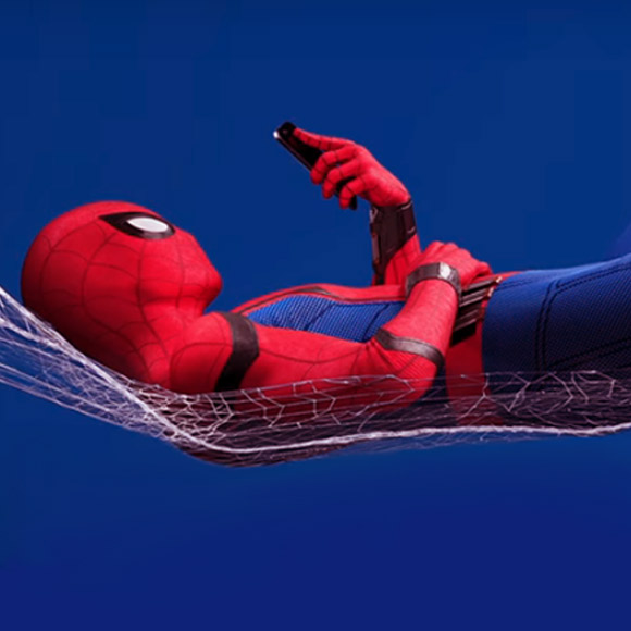 הקורים המלאכותיים של איש העכביש