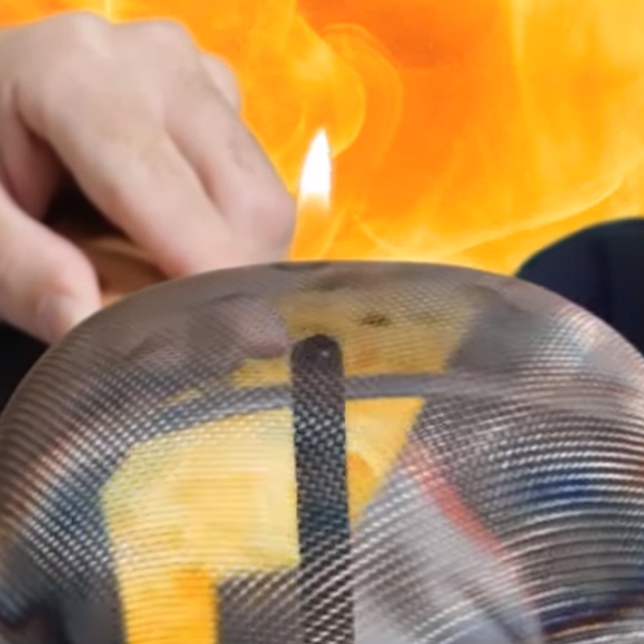 ניסוי הלהבה המרחפת