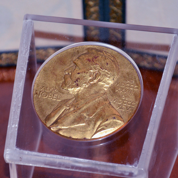 דבר אליי בפרסים