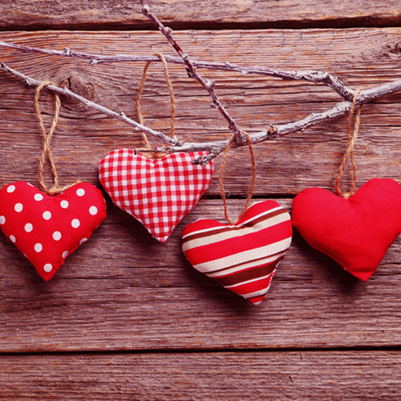 מדוע הלב מזוהה עם רגשות?