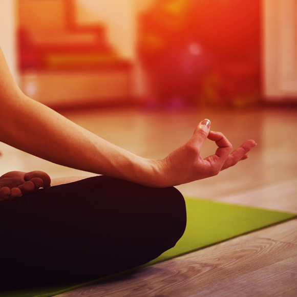 המציאות הלא לוהטת של היוגה החמה