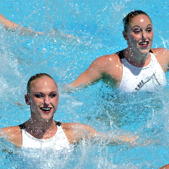 למה כואב כשנכנסים לנו מים לאף?