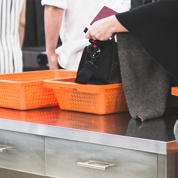 הווירוס במערך האבטחה של נמלי התעופה