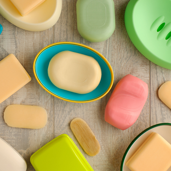 האם חיידקים יכולים לגדול על סבון מוצק?