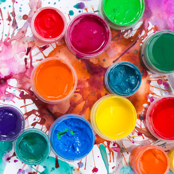 كيف نرسم رسومات رائعة على الحليب؟