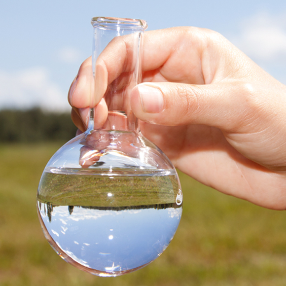 הציפוי הדקיק שמטהר מים