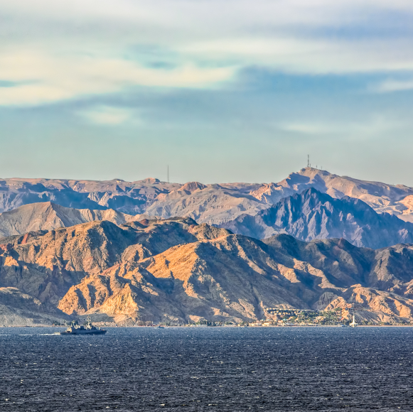 הגזים הנפלטים מים סוף
