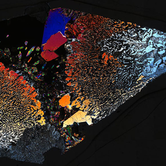 סלע קיומם של חיידקי המעמקים