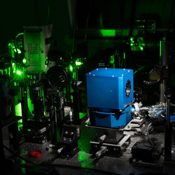 פריצת דרך: מוליך-על בטמפרטורת החדר