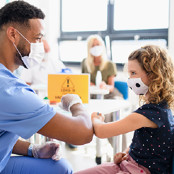 קורונה: חיסוני הילדים על סף אישור