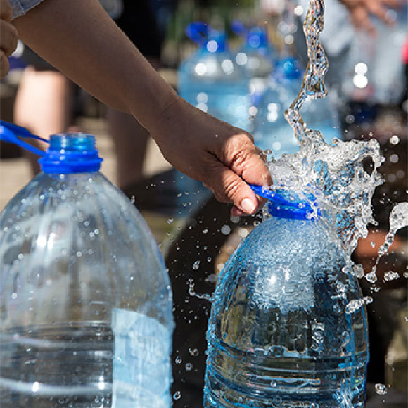 להשקות את העולם בעזרת כוח השמש