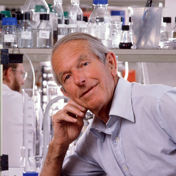 مخترِع البيوكيمياء الحديثة