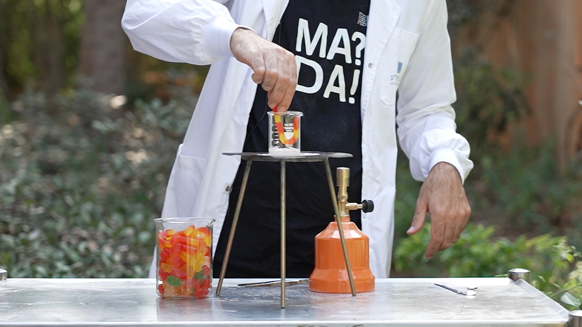 מדליק שזה בוער!