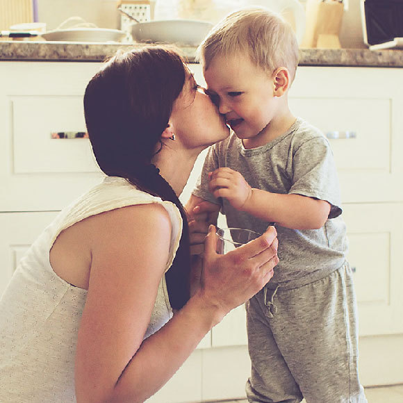 תינוקות מבינים: רק אנשים קרובים מאוד מחליפים רוק