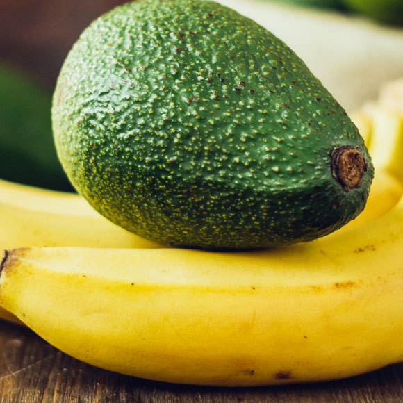 מבשילים יחד: בננה ואבוקדו
