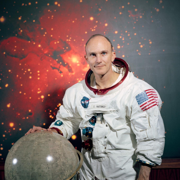 האסטרונאוט שנאלץ לחכות