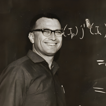 ימי אטום: מאה שנים של מצוינות