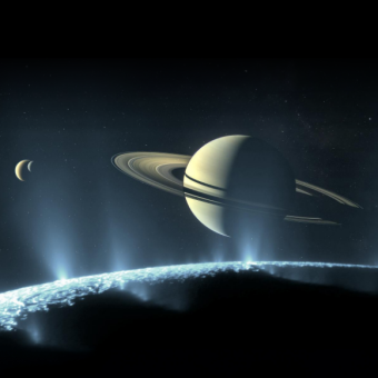 שר הטבעות – והירחים