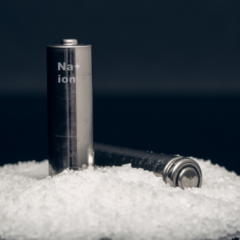 بطّاريّات من ملح الطّعام