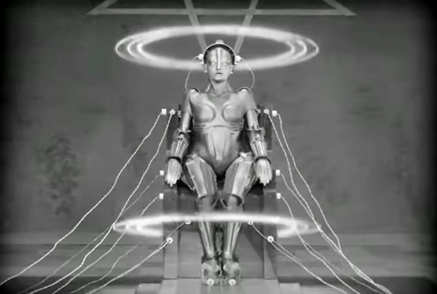יש סיפורי אהבה רבים בין אדם לרובוט, אך כמעט בכולם יש משהו פגום. רובוטית מהסרט מטרופוליס, 1927 | ויקימדיה, Mikael Häggström