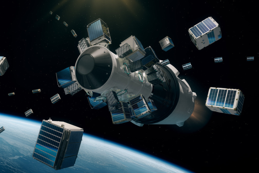 תקציב של 40 מיליון שקל לשיגור 15 רכיבים ישראלים לחלל בהנחה גדולה. הדמיה של הצבת לוויינים רבים מהשלב השני של טיל פלקון 9 | איור: Exolaunch