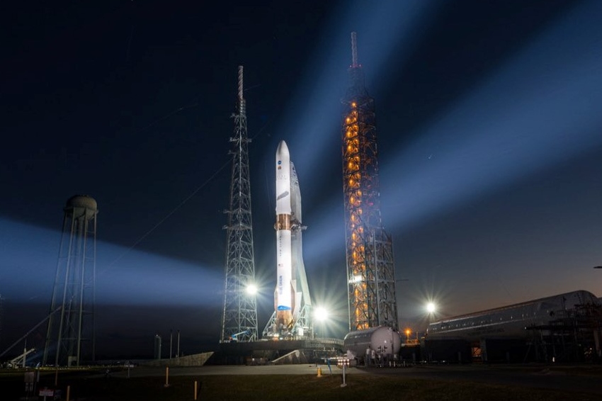 שיגור מבצעי ראשון של הטיל הכבד החדש של בלו אוריג'ין, שנוסה עד כה פעם אחת בלבד. הטיל ניו גלן על כן השיגור בקייפ קנברל בפלורידה | צילום: Blue Origin