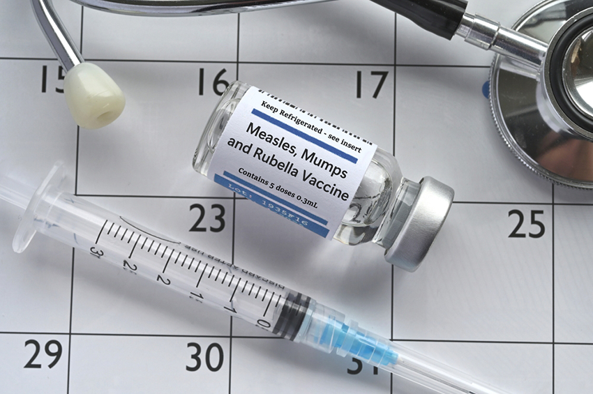 עד כה נפטרו השנה 11 ילדים מחצבת, עשרה מהם לא חוסנו. חיסון נגד חצבת, חזרת ואדמת | MargJohnsonVA, Shutterstock