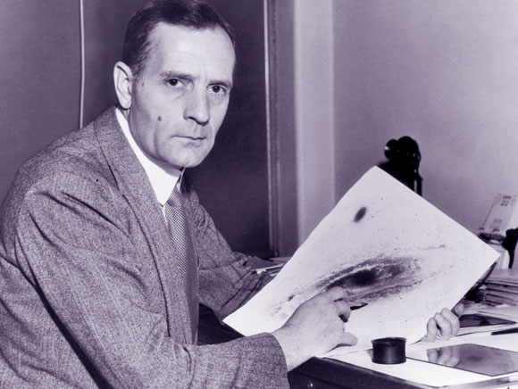 כוכב משתנה ששינה את התמונה. האבל עם צילום של גלקסיית אנדרומדה | מקור: Science Photo Library