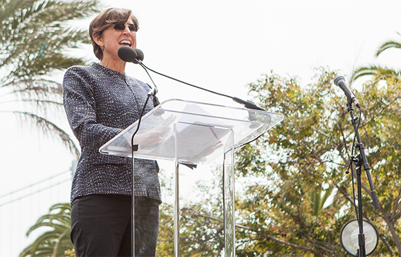 פמלה רונלד | צילום: Pax Ahimsa Gethen, wikipedia