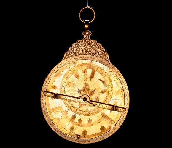 אצטרולב פליז מימי הביניים: פיתוח מוסלמי מקורי ששימש את אל-בירוני בחישוב היקף כדור הארץ | מקור: David Parker / Science Photo Library