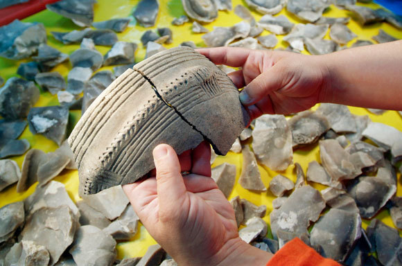 שברי כד מתקופת האבן בספרד | Marco Ansaloni, Look at Sciences, SPL