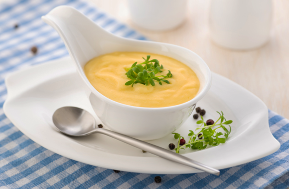 רוטב הולנדז | צילום: valkyrielynn, Shutterstock