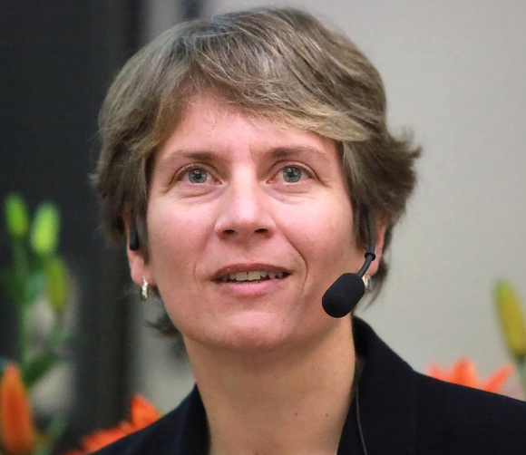 הכימאית קרוליין ברטוצי