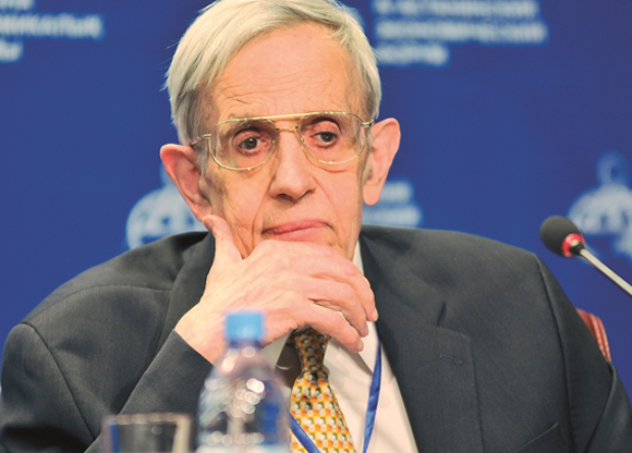 נפלאות התבונה - שיווי משקל של אסטרטגיות מתחלפות. המתמטיקאי ג'ון נאש | מקור: Economicforum, ויקיפדיה