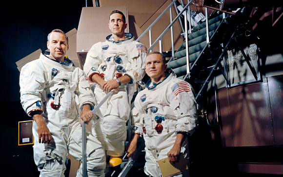 צוות אפולו 8. מימין: המפקד פרנק בורמן, ביל אנדרס וג'ים לאוול | צילום: נאס"א