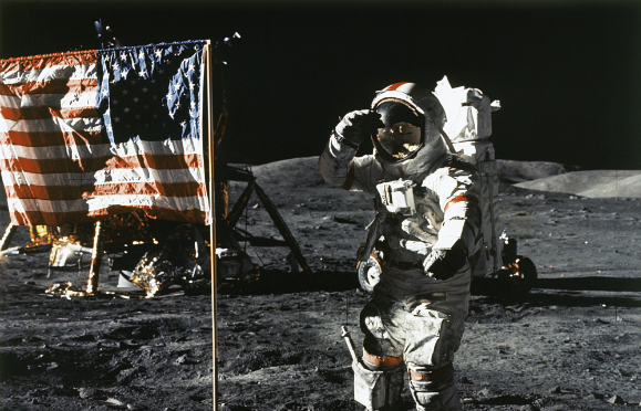 הביקור האחרון, בינתיים. מפקד אפולו 17, יוג'ין סרנן, היה האדם האחרון שדרך על הירח ב-1972 | צילום: נאס"א