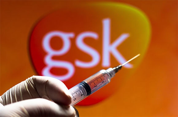 חברת GSK מאיצה את ייצור התרופה שלה נגד הנגיף, שכן נמצא שהיא יעילה נגד וראינט אומיקרון | rafapress, Shutterstock    